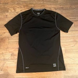 Nike fit short sleeve athletic tee